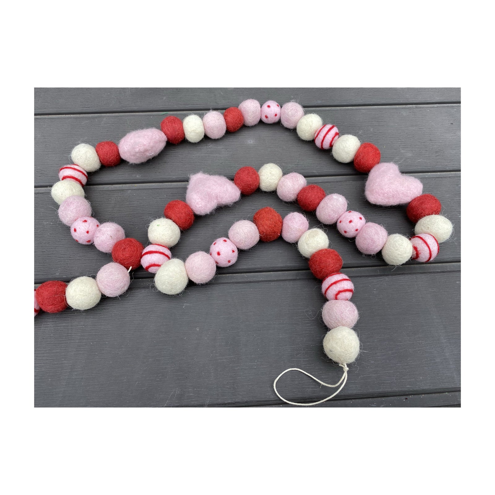 AGD Valentines Decor - Felt Balls and  Felt Heart Garland 5ft
