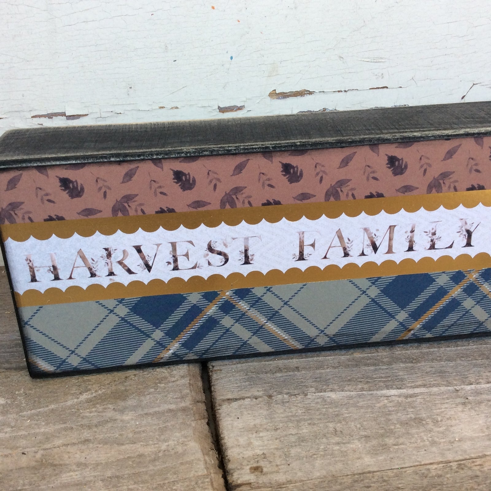 AGD Fall Decor - Harvest Family Thankful Box Sign
