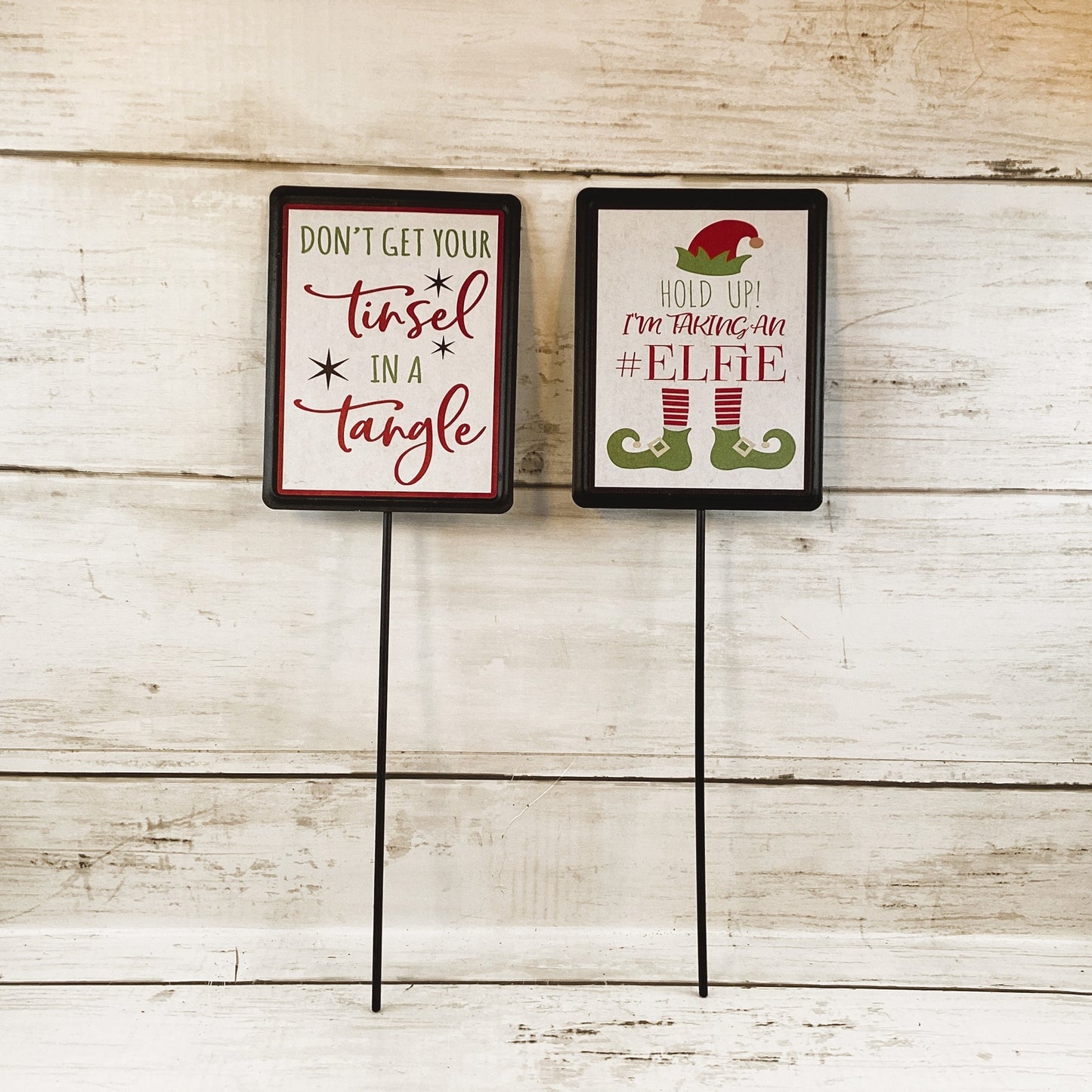 WM Christmas Decor - Photo Booth Tinsel Tangle Floral Pick Sign
