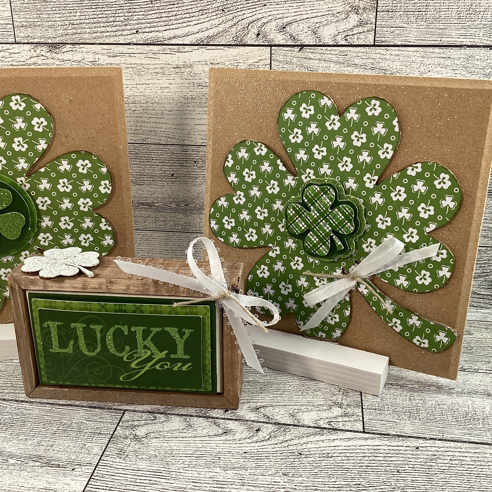 AGD St Patrick's Decor - Lucky You Irish Shamrock Clover Signs 3pc Set