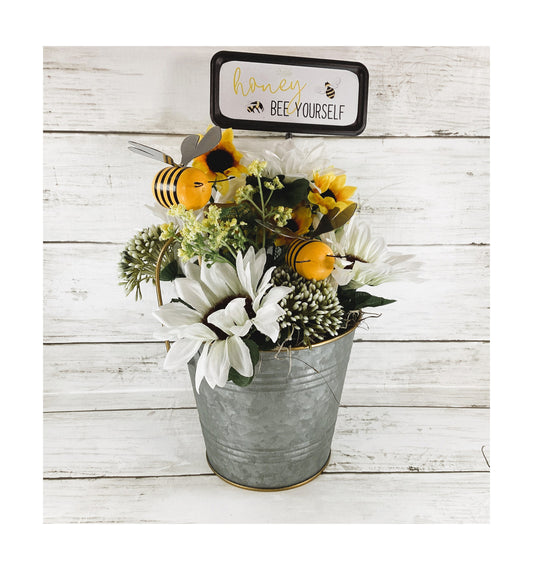 AGD Summer Decor - Bee Theme Sunflower Centerpiece Display