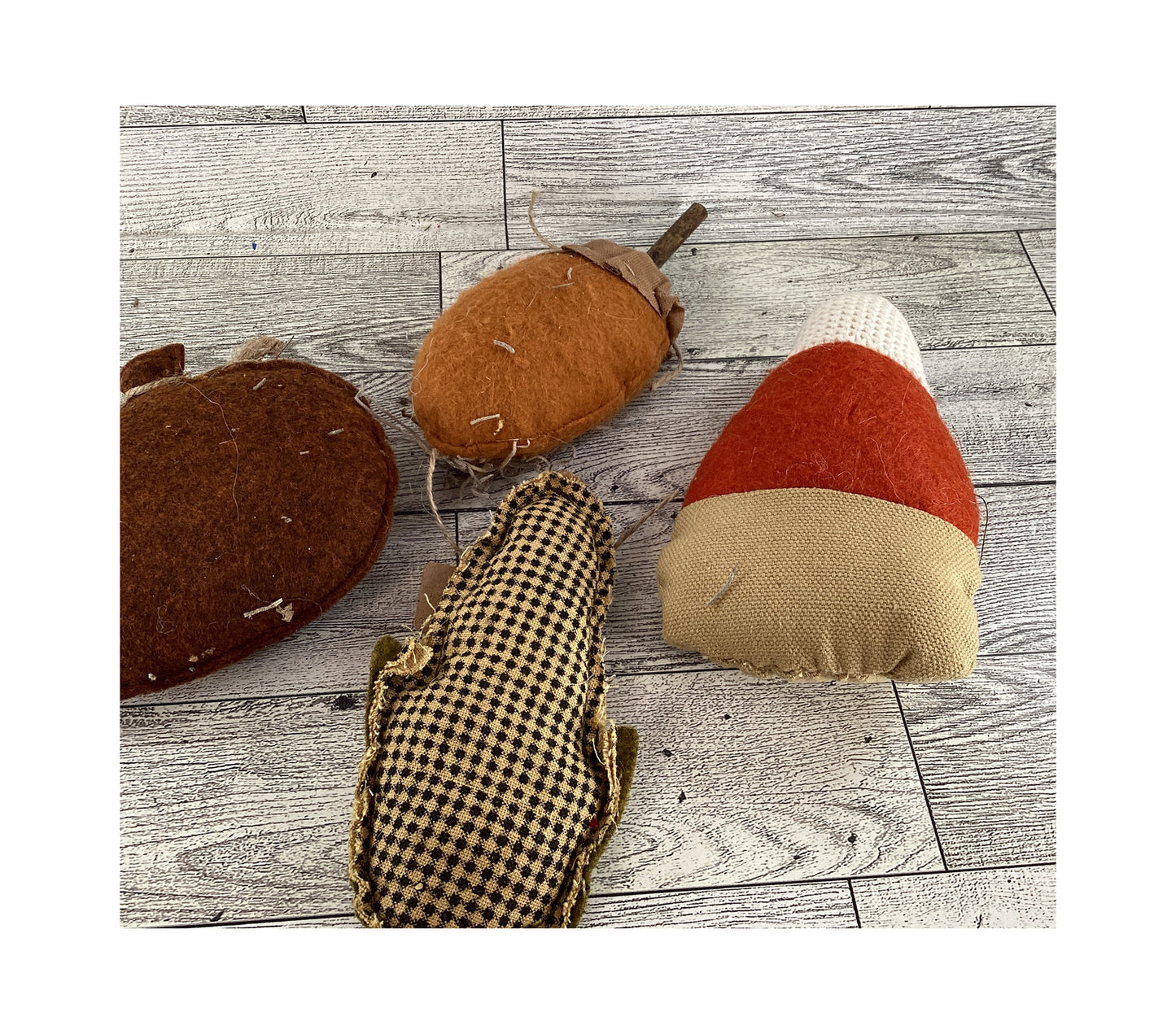 AGD Fall Decor - Prim Candy Corn Husk Acorn Pumpkin Fabric Bowl Filler 4pc