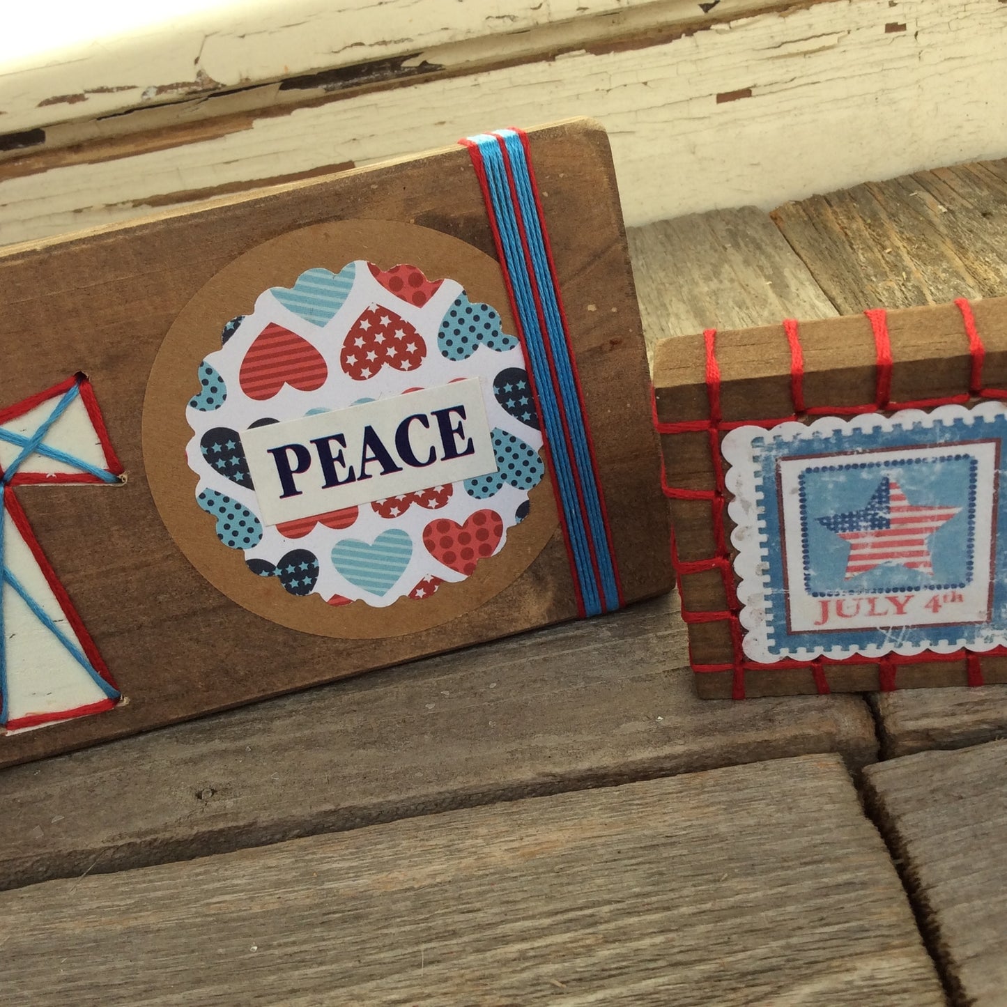 AGD Patriotic Decor - Prim Peace Happy July 4th Display