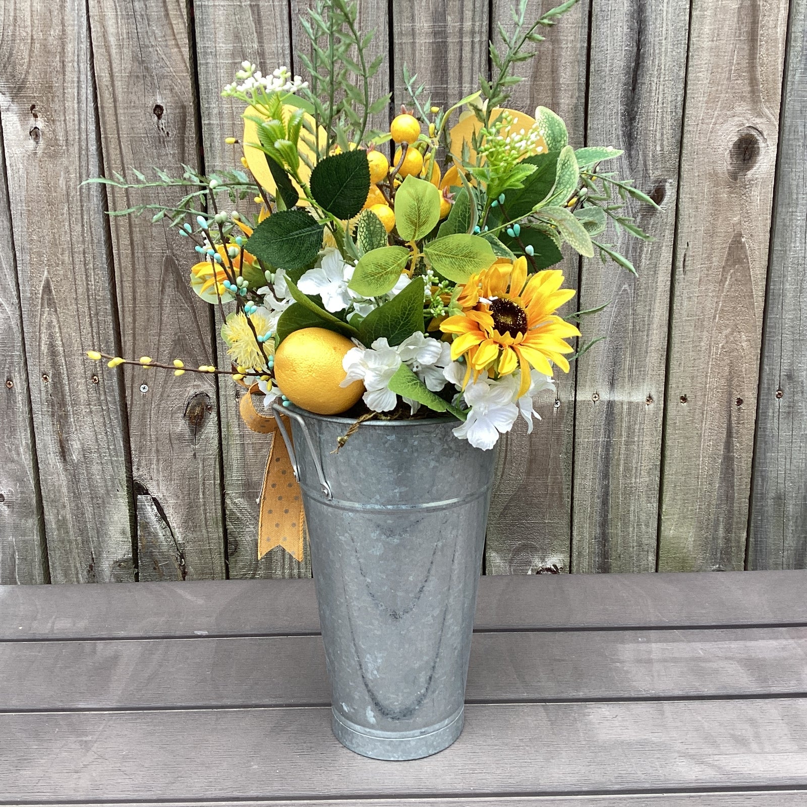 AGD Spring Decor -Summer Lemon Theme Floral Galvanized Metal Display