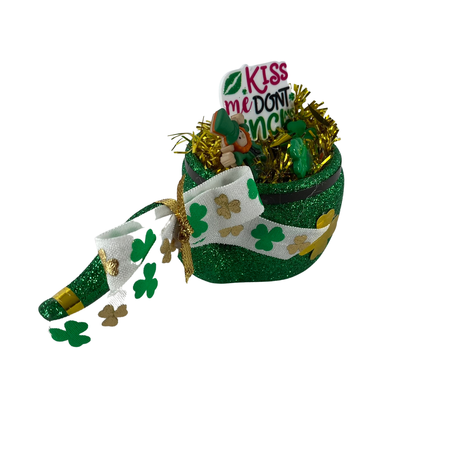 AGD St Patrick's Decor - Kiss Me Irish Mini Leprechaun Pipe Display