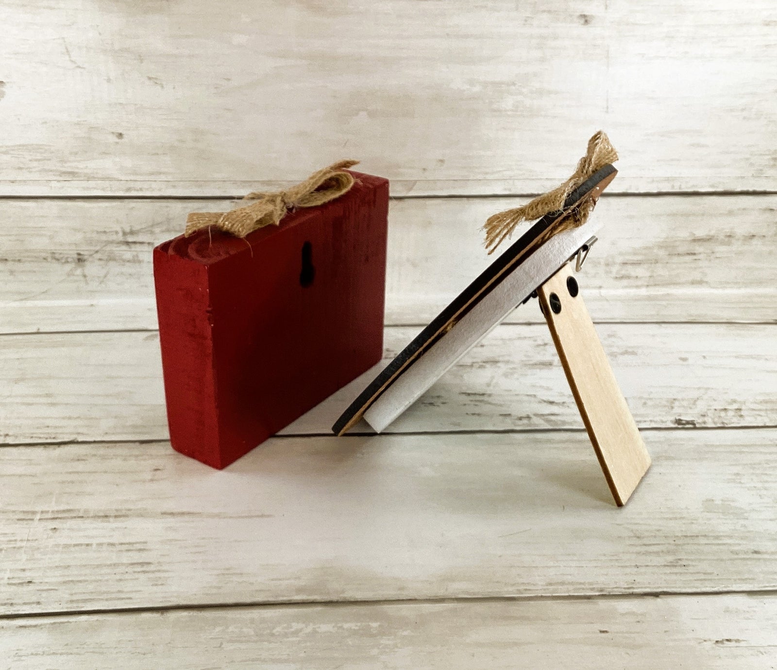 AGD Patriotic Decor - July 4th Theme God's Bless Country Farm Signs 2pc Set