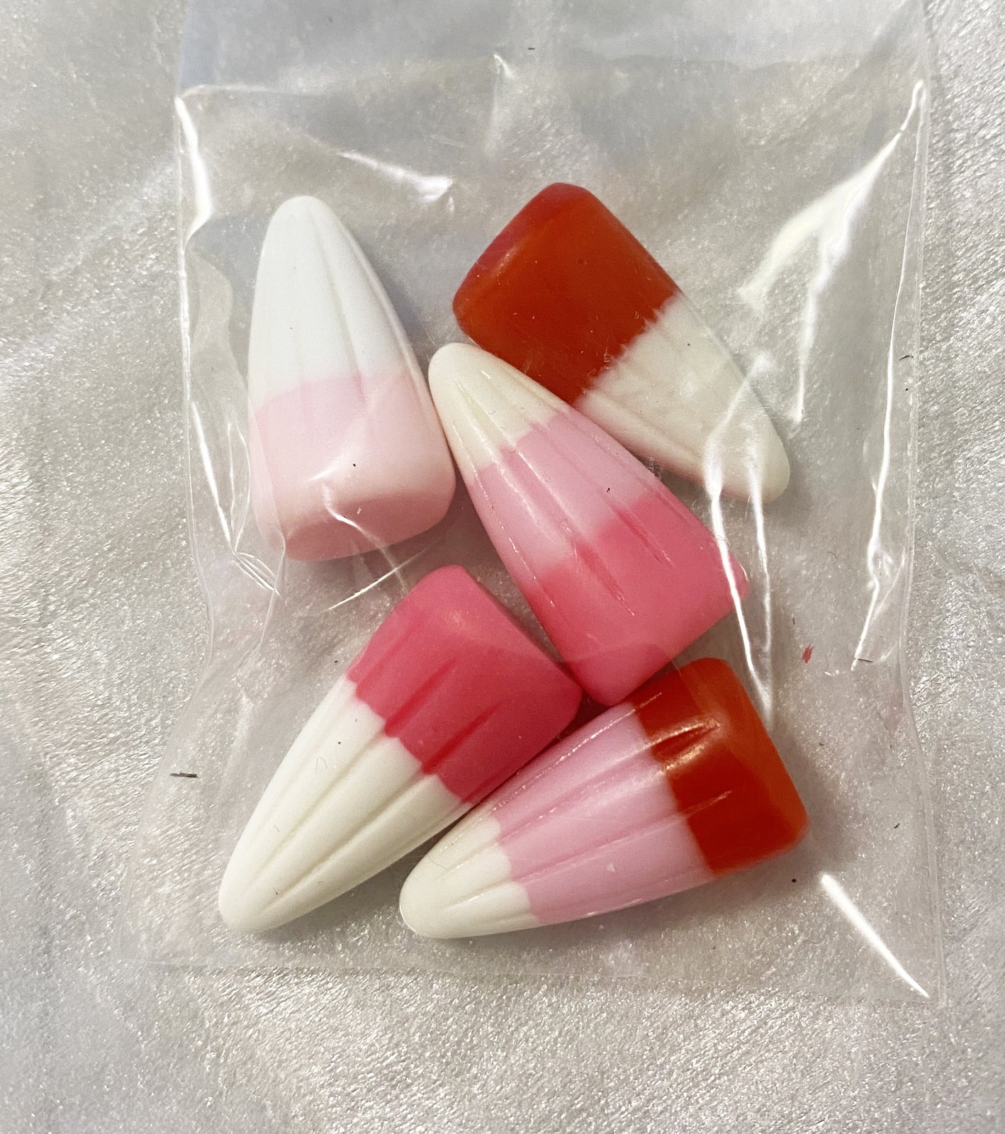 AGD Valentines Decor - I Love You  Candy Corn Tile Tray Decor