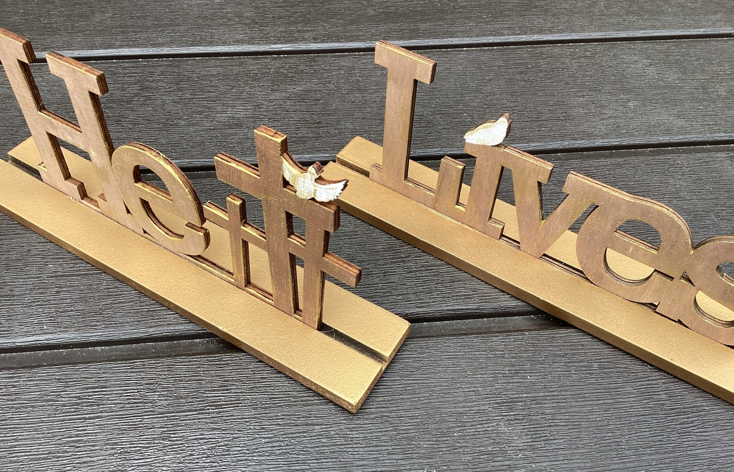 AGD Easter Decor - He Lives 3 Crosses tabletop Display 2pc Set