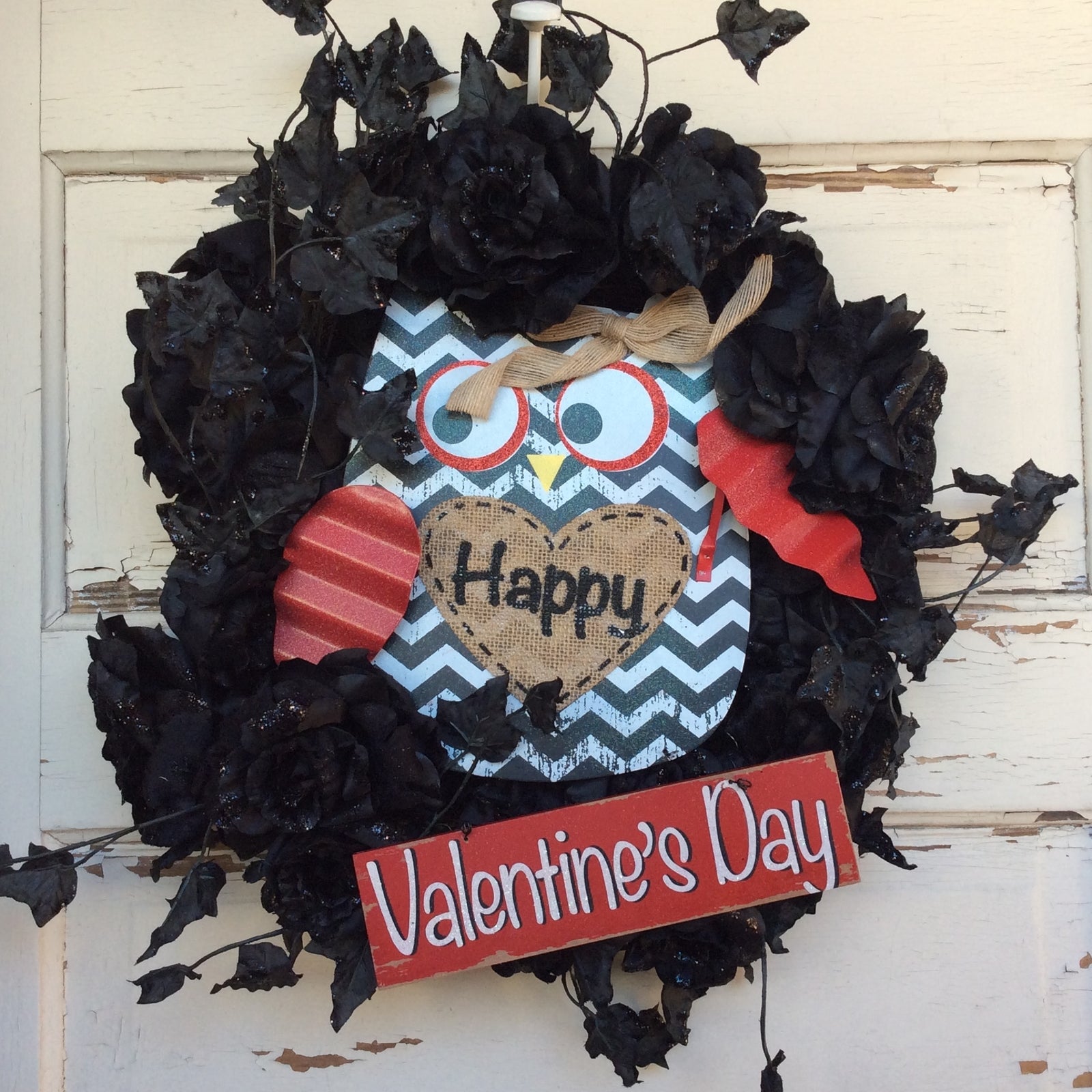 AGD Valentines Decor - Black Glitter Rose Owl Wreath 20inch