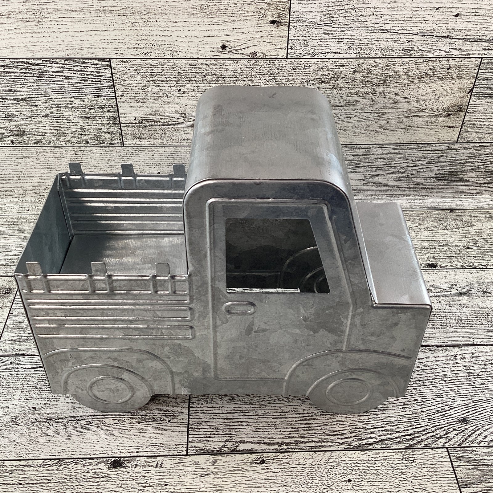 Craft Supply - Galvanized Metal Vintage Truck Plant Container 1pc