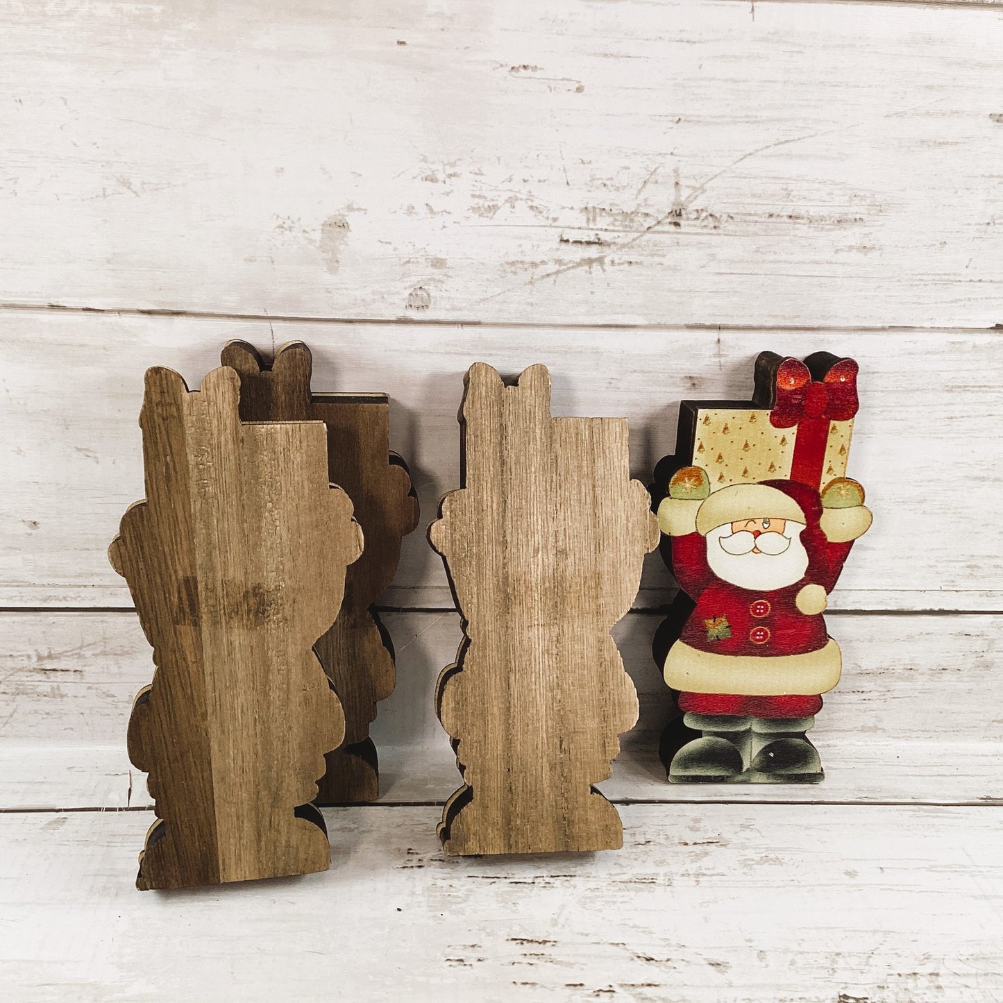 Christmas Decor - Wood Chunky Wood Santas 4pc