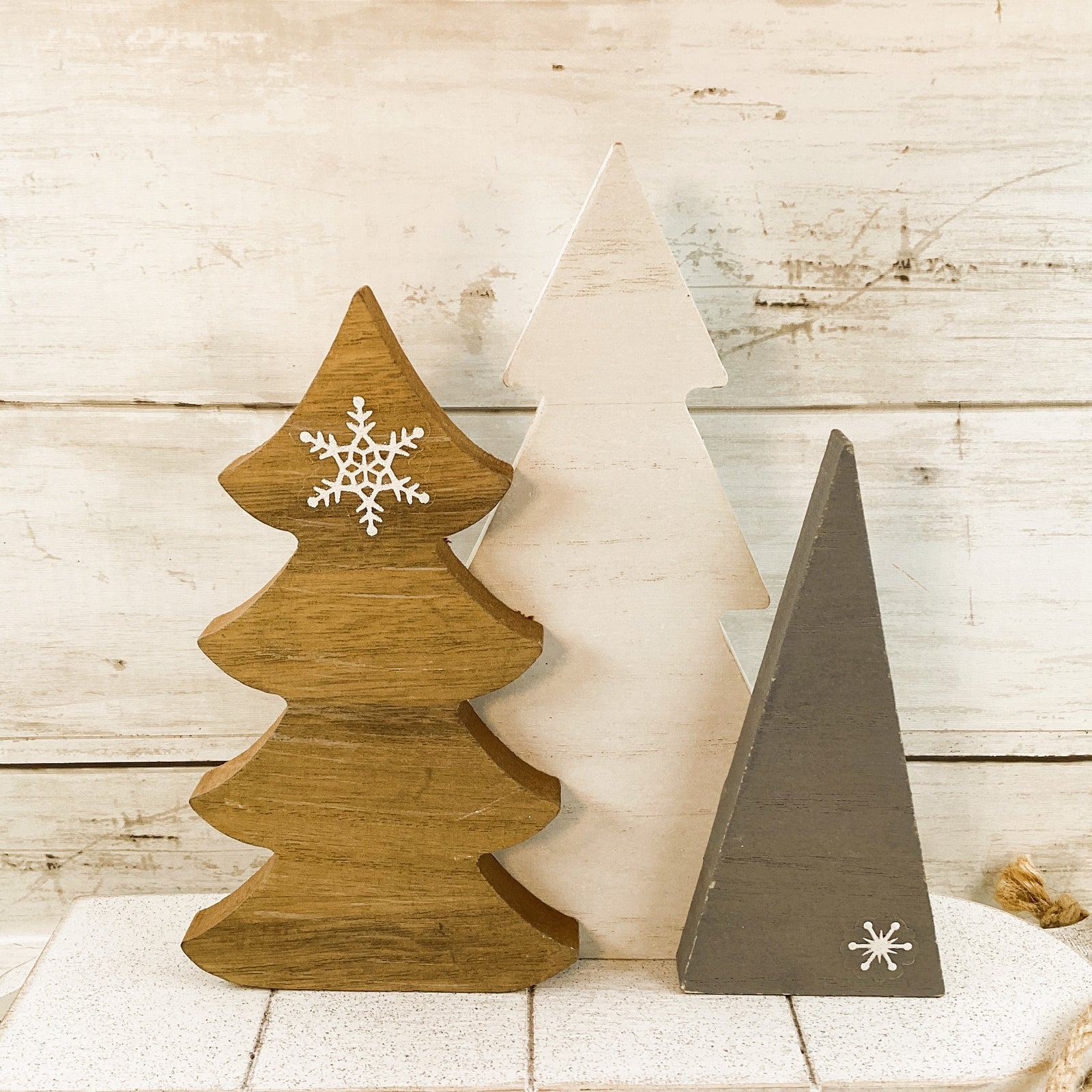 AGD Christmas Decor - Snarky AZ Delivery Driveway Sled Reindeer Trees 4pc