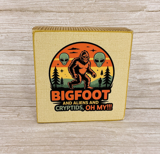 AGSD Home Decor - Bigfoot Aliens Cyrtids Oh My Box Sign