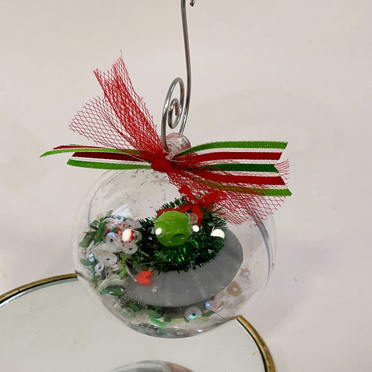 AGSD Christmas Decor - Alien UFO Spaceship Small Dry Shaker Ornament