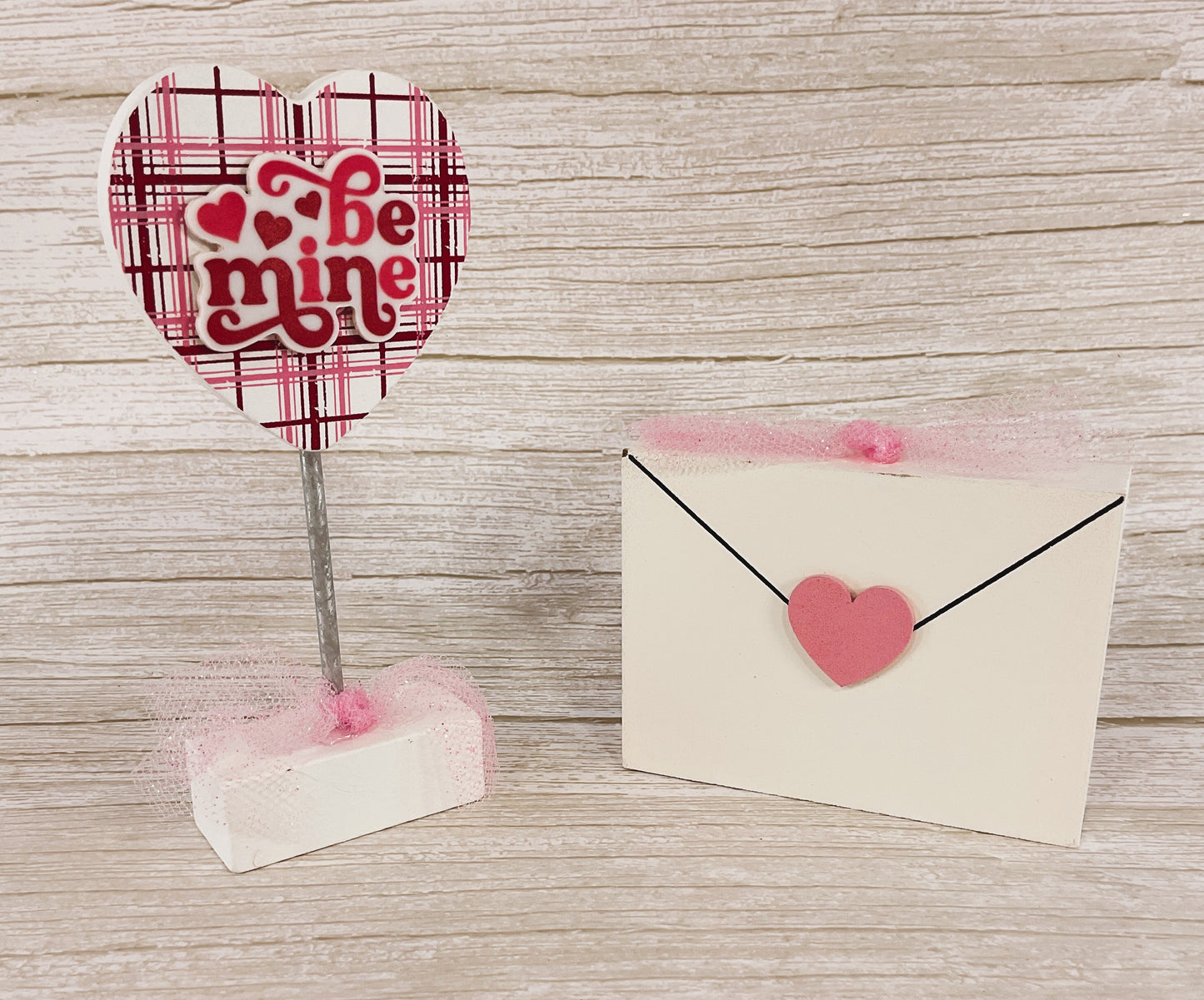 AGD Valentines Decor - Cupid Helper Highland Cow Tier Tray 2pc
