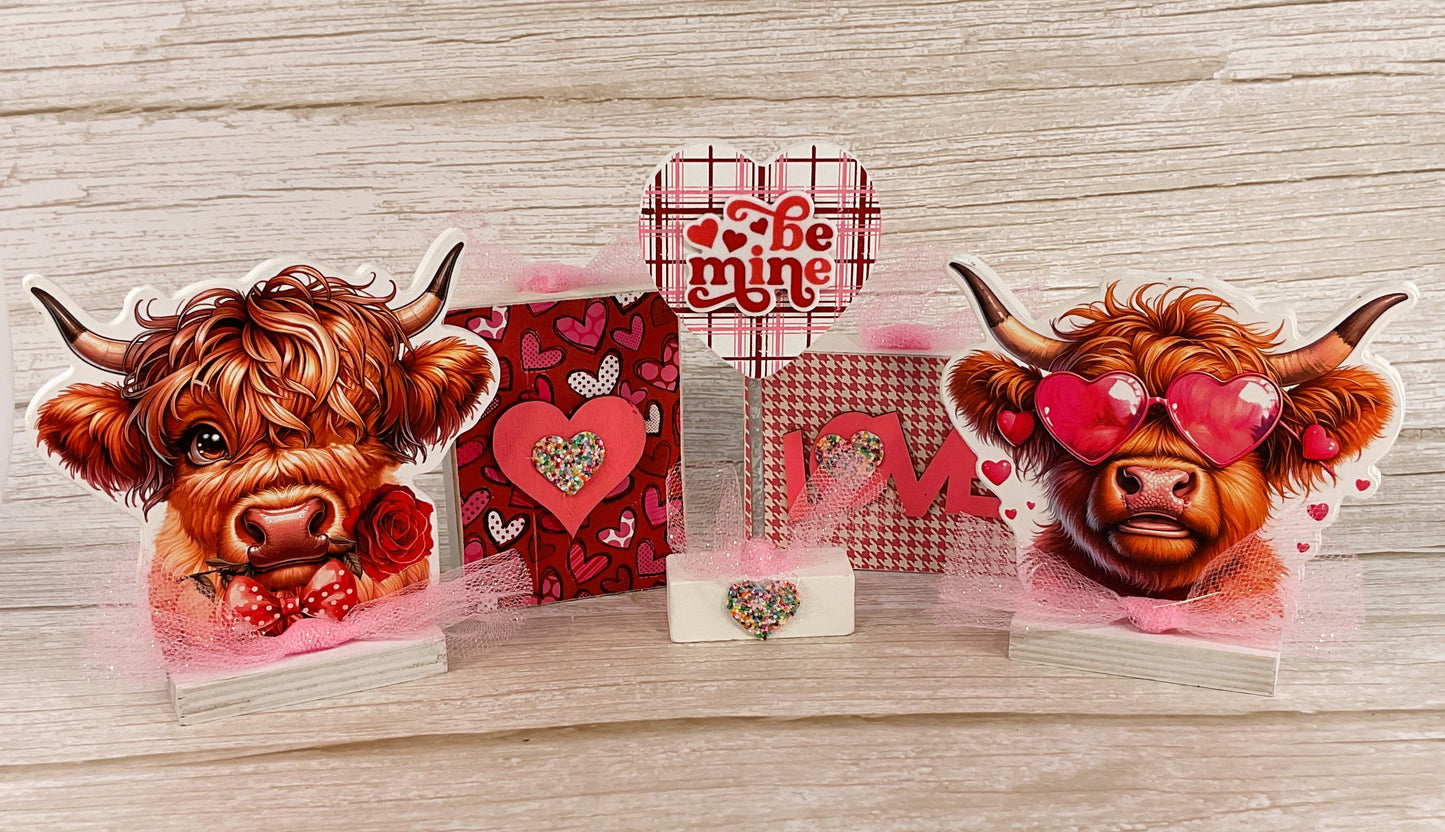 AGSD Valentines Decor - Glam Highland Cow Block Sign Tier Tray 5pc Set