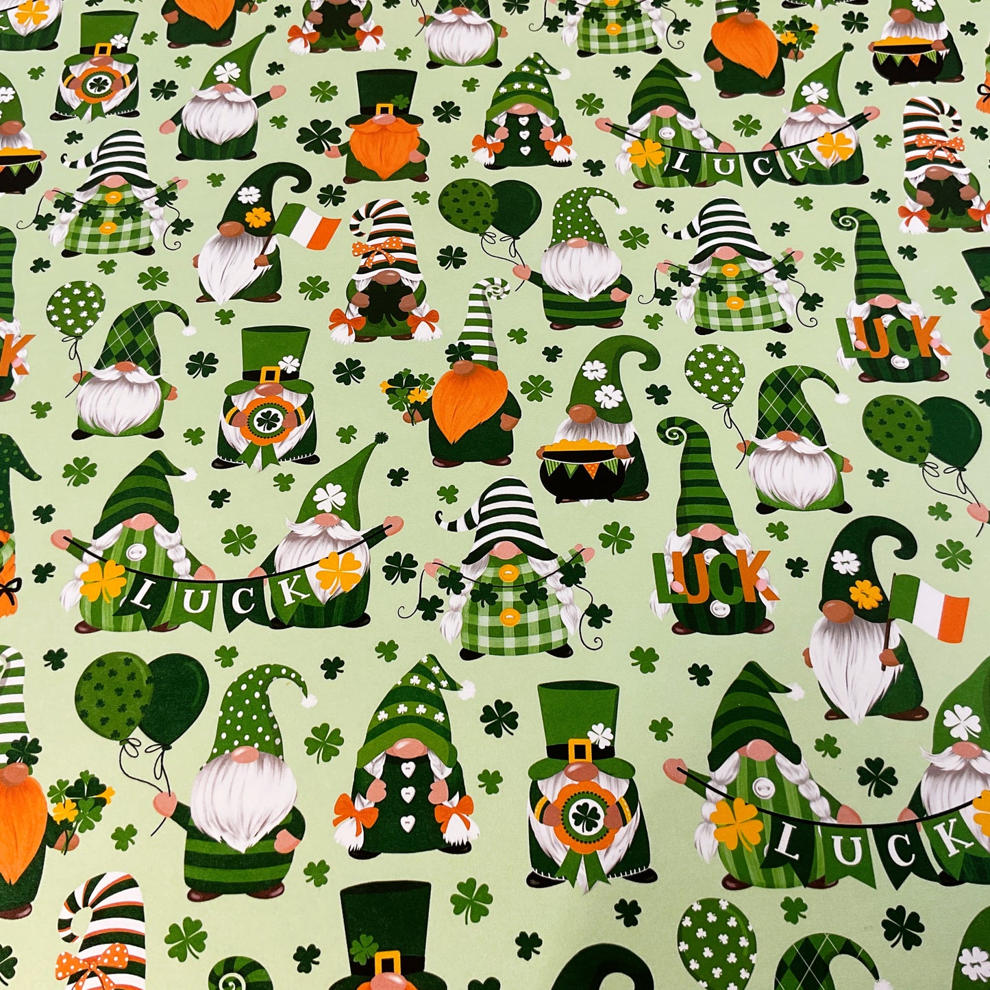 Hobby Lobby Scrapbook Paper – Seasonal Gnome 12 x12-inch 18pc Set