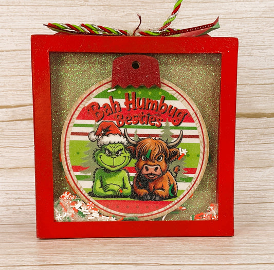 AGSD Christmas Decor - Whimsy Besties Highland Cow Shaker Shaker Sign