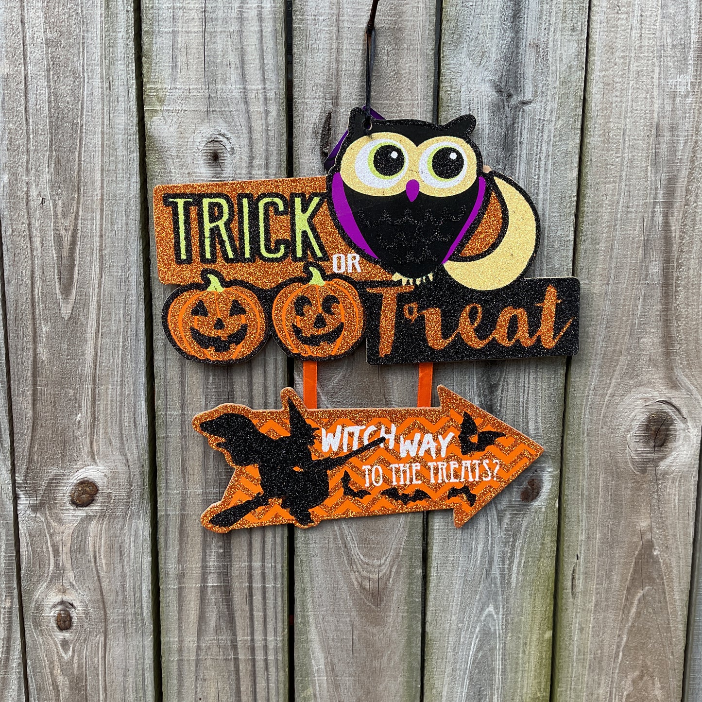 DT Halloween Decor - Beware Black Owl Glitter Chipboard Sign