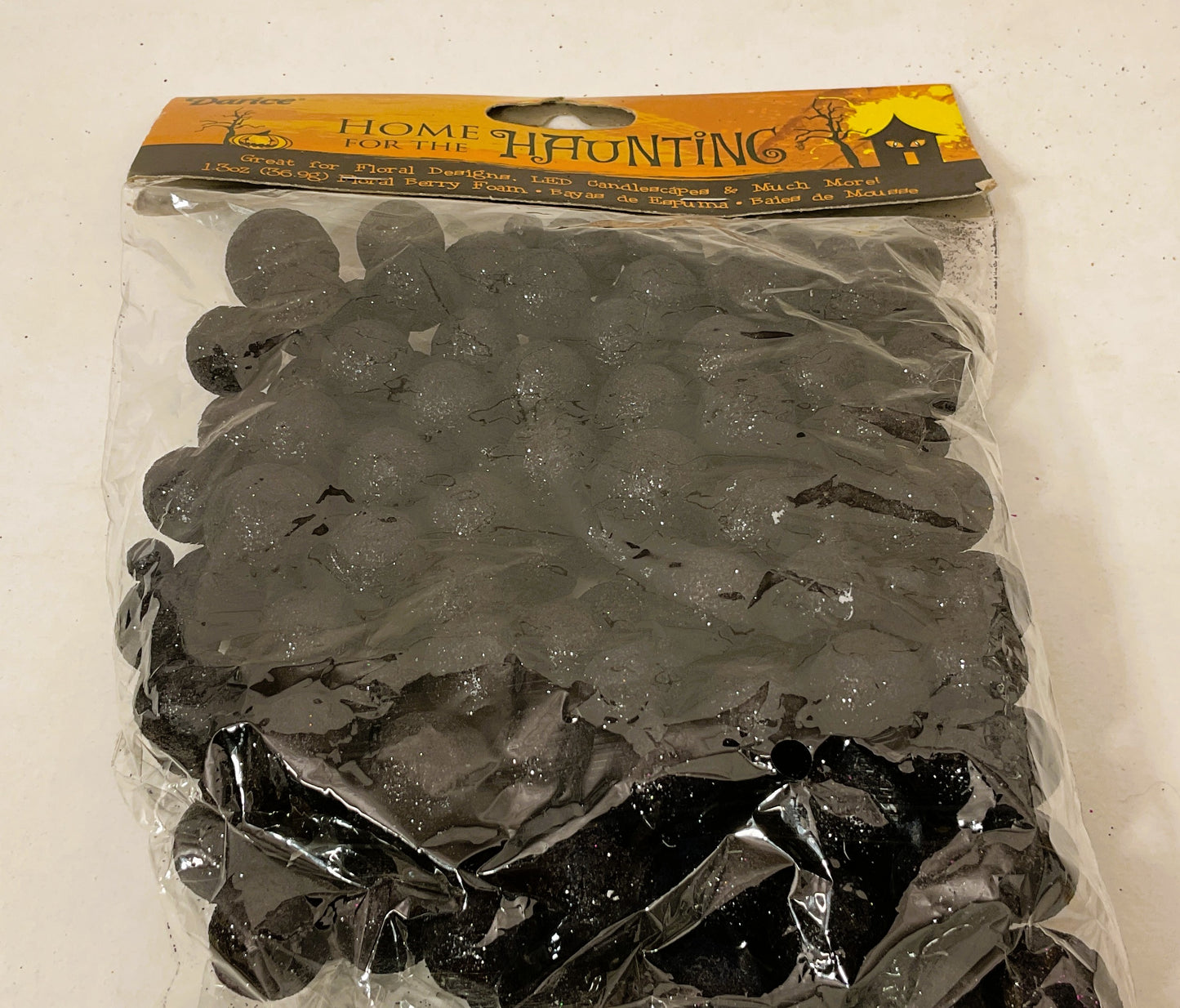Darice Halloween Supply Decor - Black Glitter Berries Ball Fillers 1pk