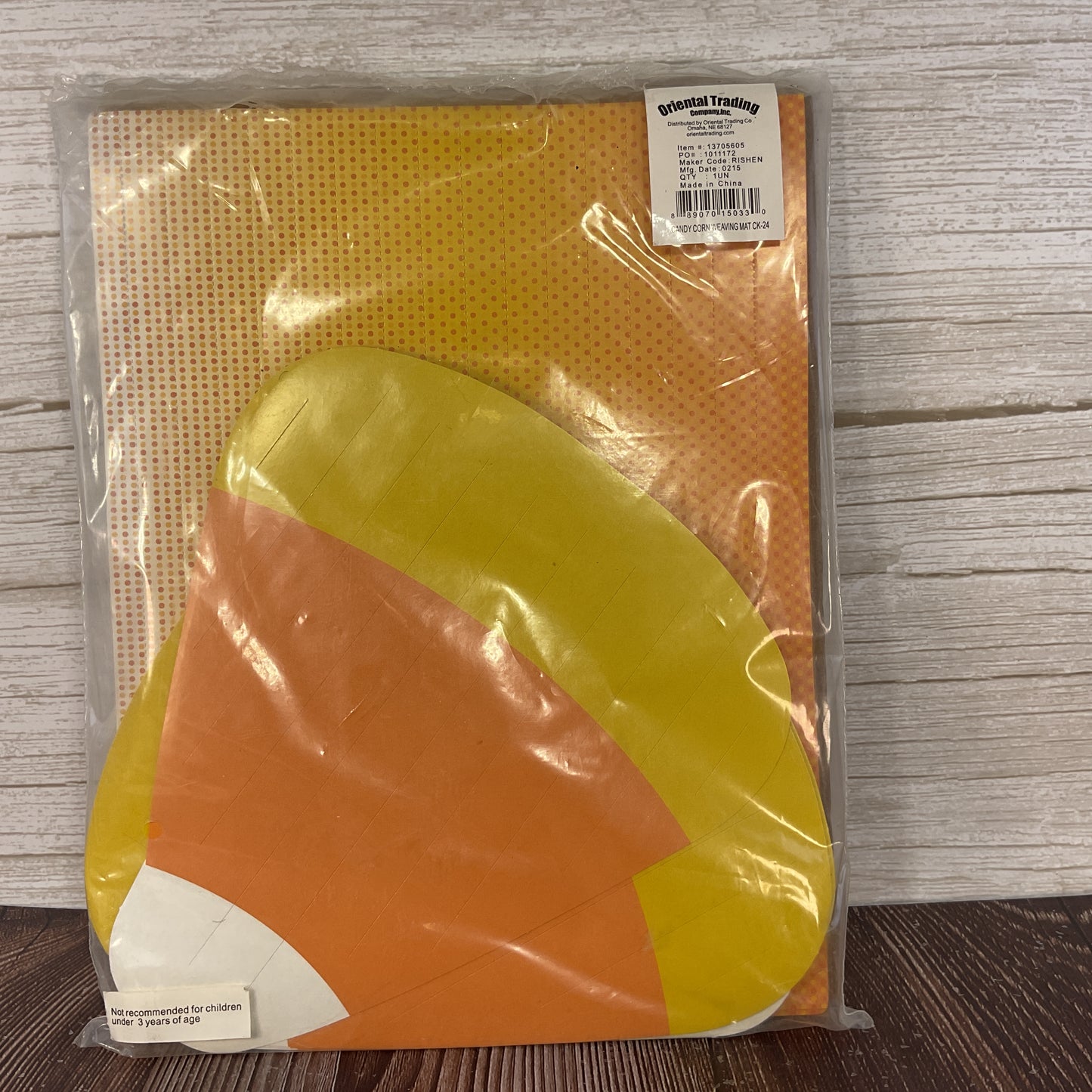 FE-OTC Halloween Craft Supply - Candy Corn Weaving Mat Classroom Pack