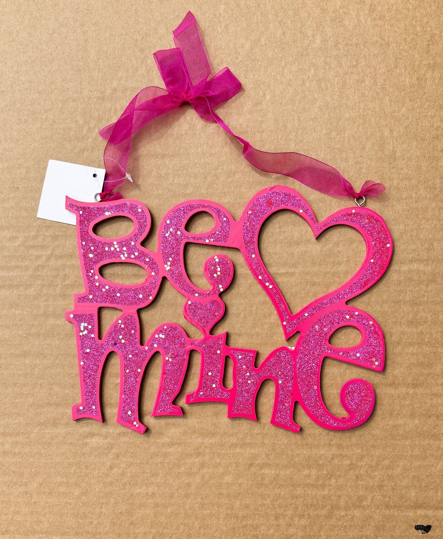 HL Valentines Decor - MDF Pink Glitter Be Mine Sign