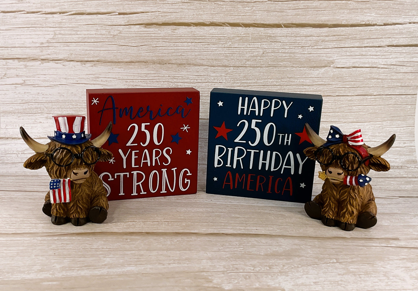 HL Patriotic Decor - 250th July 4th Resin Highland Cow Couple Figurines & Sign
