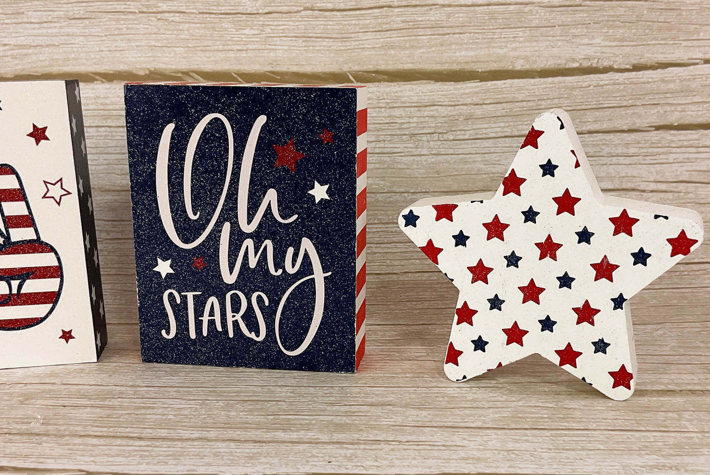 HL Patriotic Decor - Chunky Wood Reversible Stars & Sign 4pc Set