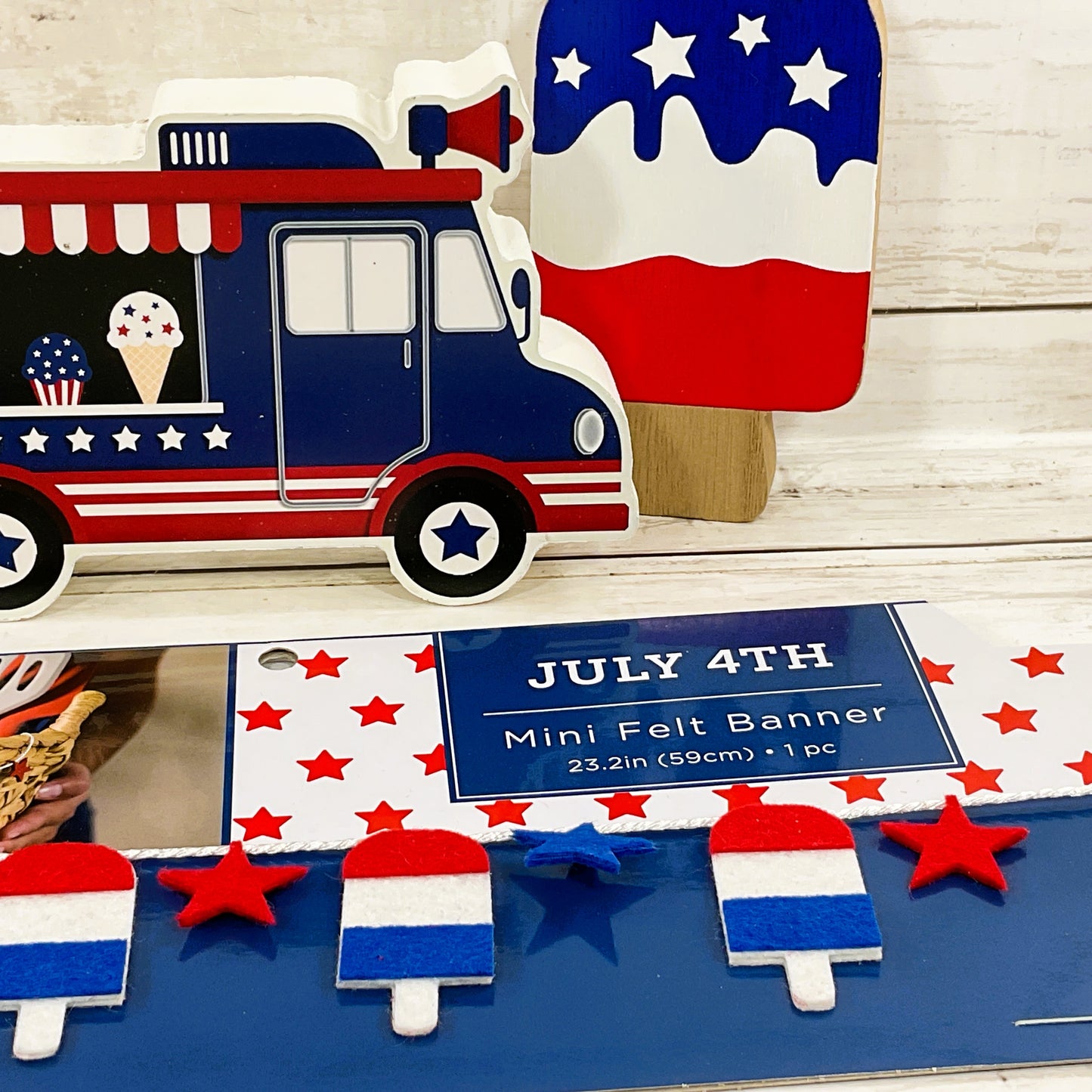 HL Patriotic Decor - Popsicle Ice Cream Truck LED Lights Banner 4pc Set