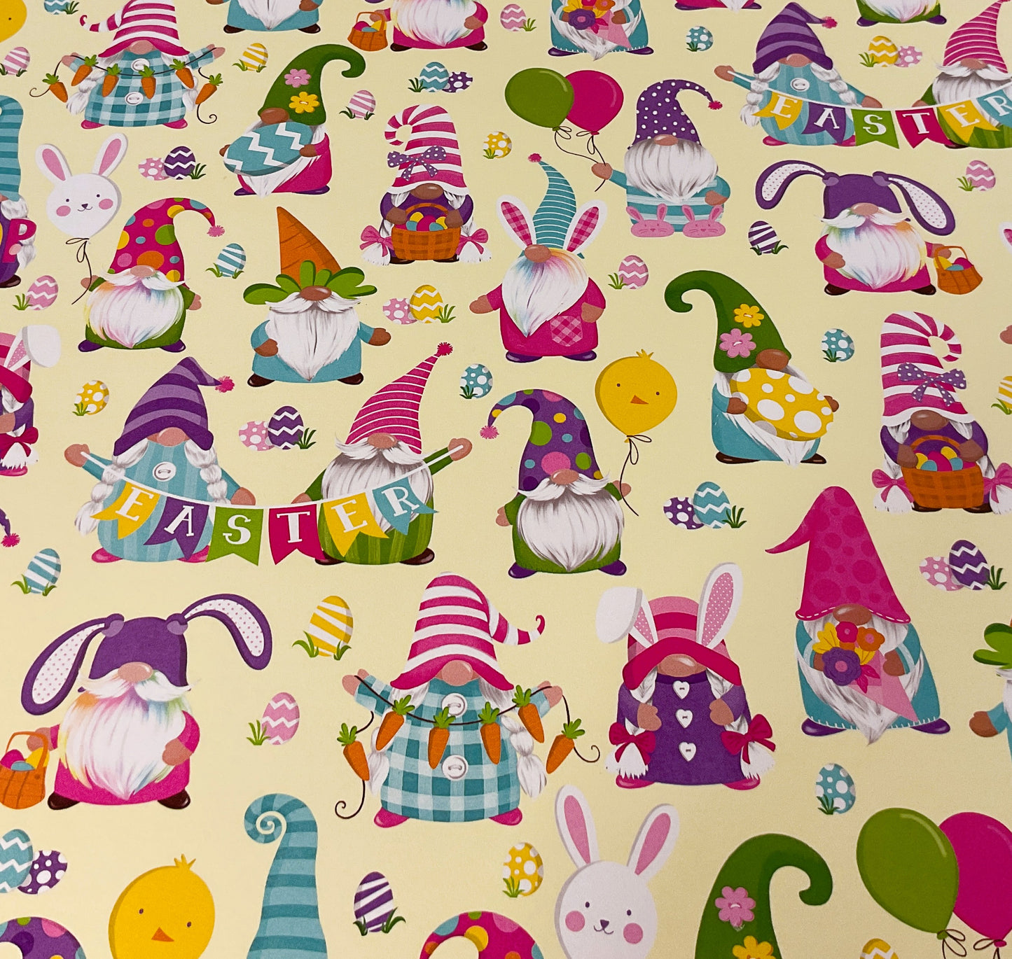 Hobby Lobby Scrapbook Paper – Seasonal Gnome 12 x12-inch 18pc Set