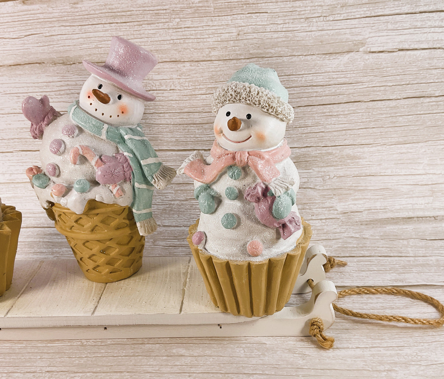 AGSD Christmas Decor - Pastel Snowmen Cupcake Cone Sled 4pc Set