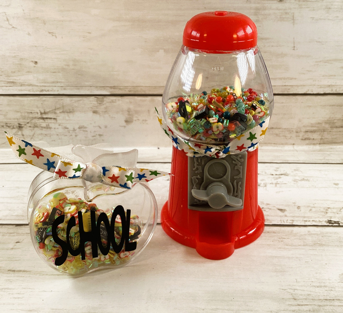 AGSD School Decor -Teacher Theme Gumball Apple-Shaker 2pc Set